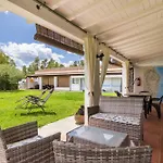 Casa Chiara Con Accesso Diretto Арбатакс